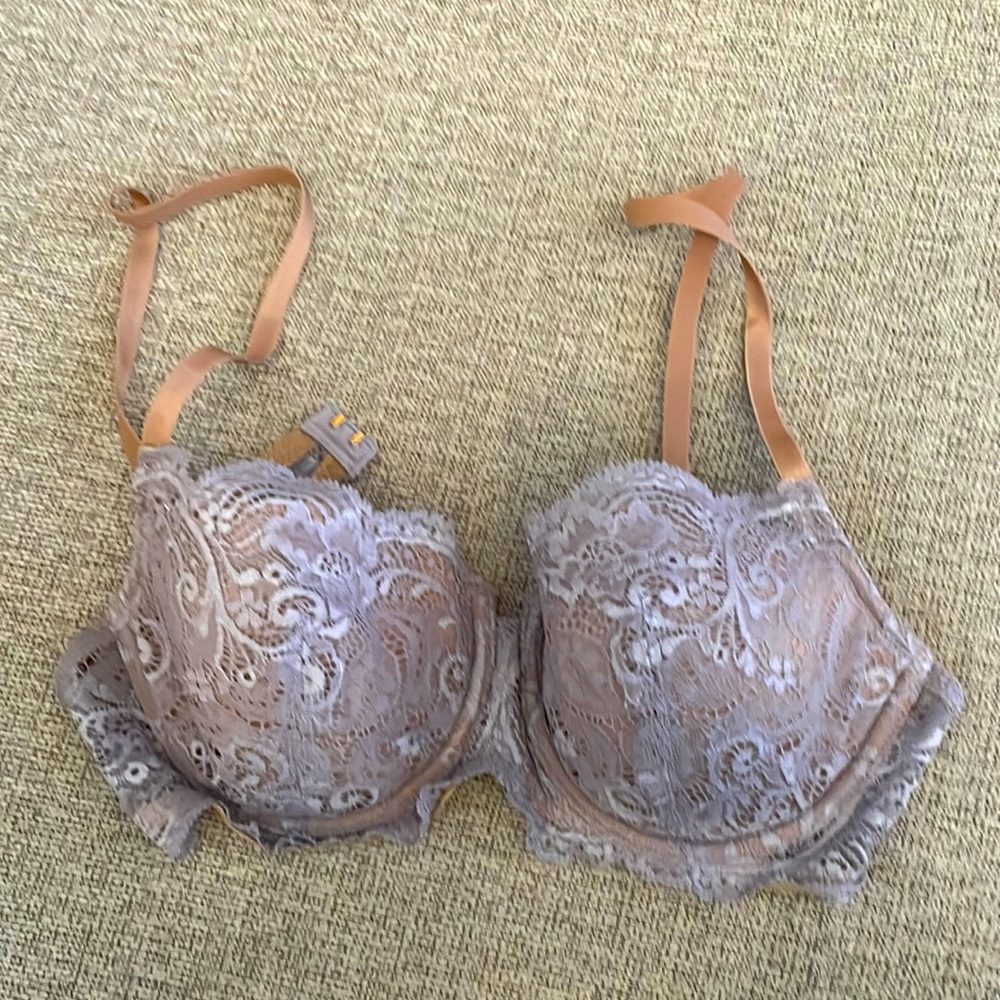 Third Live Lace With Lined Cups 34c - image 1